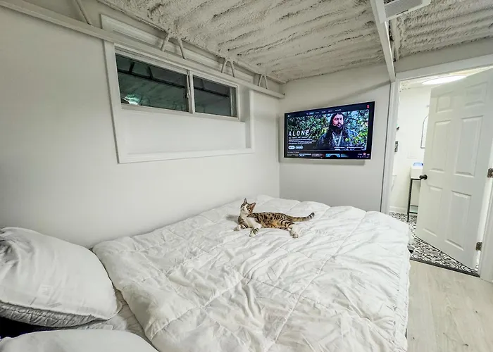 Apartment Comfort West Urban Loft House *