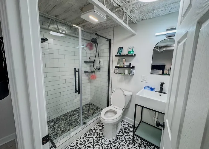 Comfort West Urban Loft House Apartment